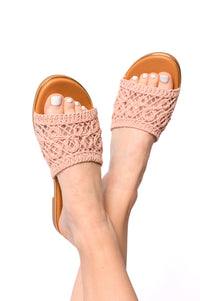 Hey Beach Sandals in Pink Womens Ave Shops