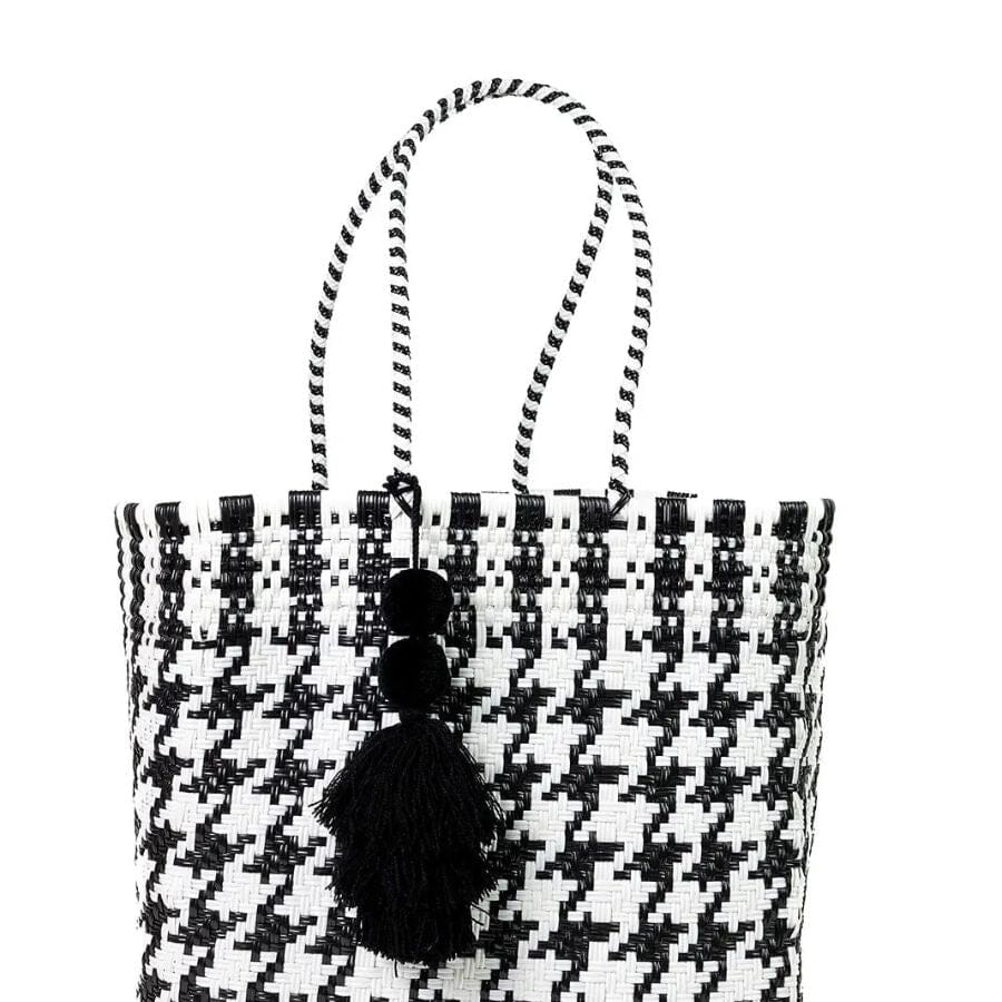 Black and White Houndstooth Playera Tote handbags Valerosa 