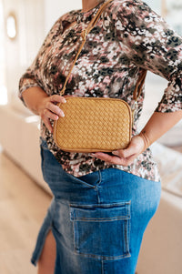 Golden Hour Crossbody Womens Ave Shops 