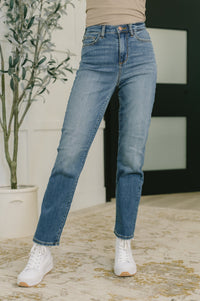 Izzie High Waist Straight Fit Womens Ave Shops 