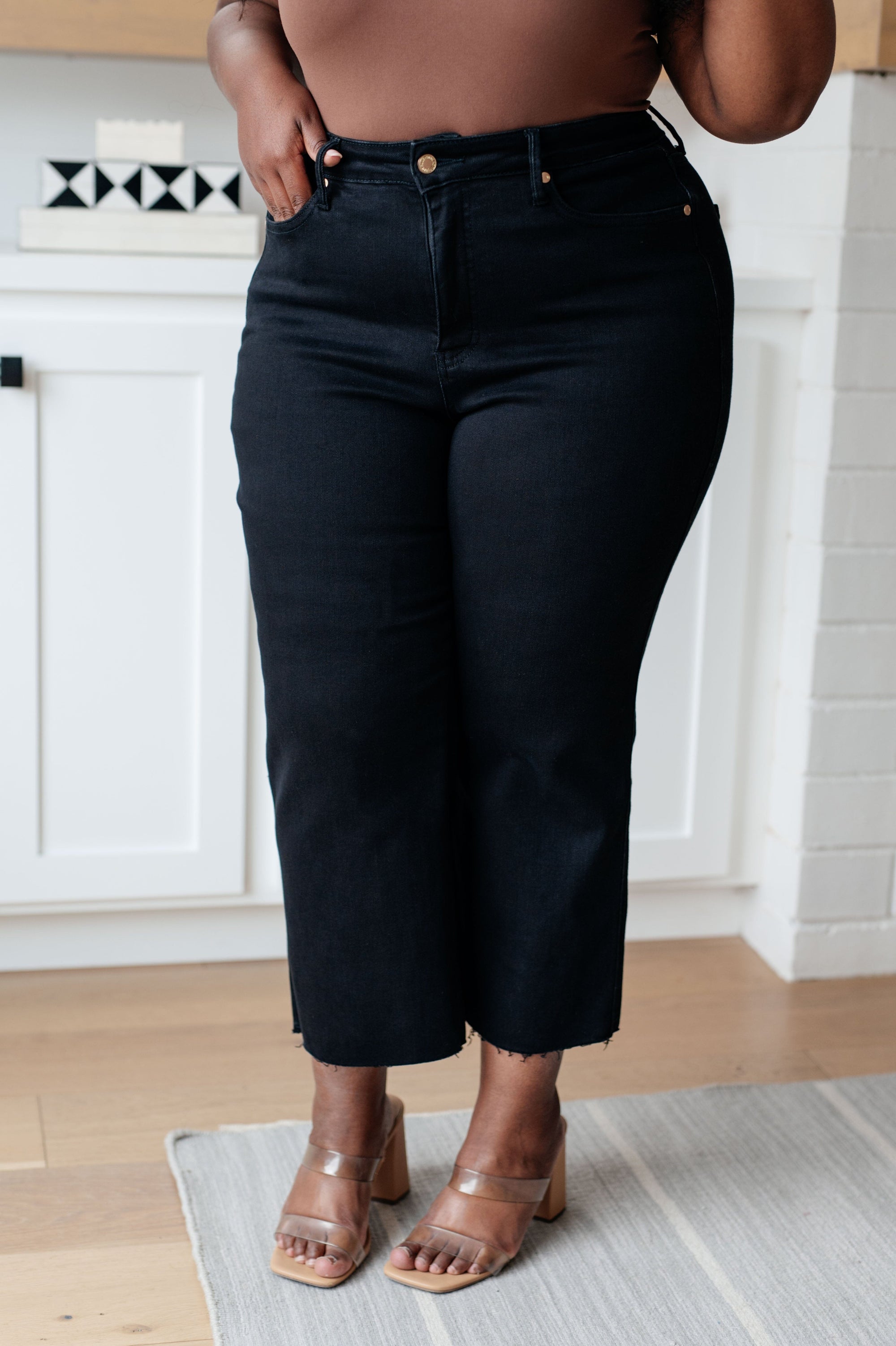 Lizzy High Rise Control Top Wide Leg Crop Jeans in Black Womens Ave Shops 