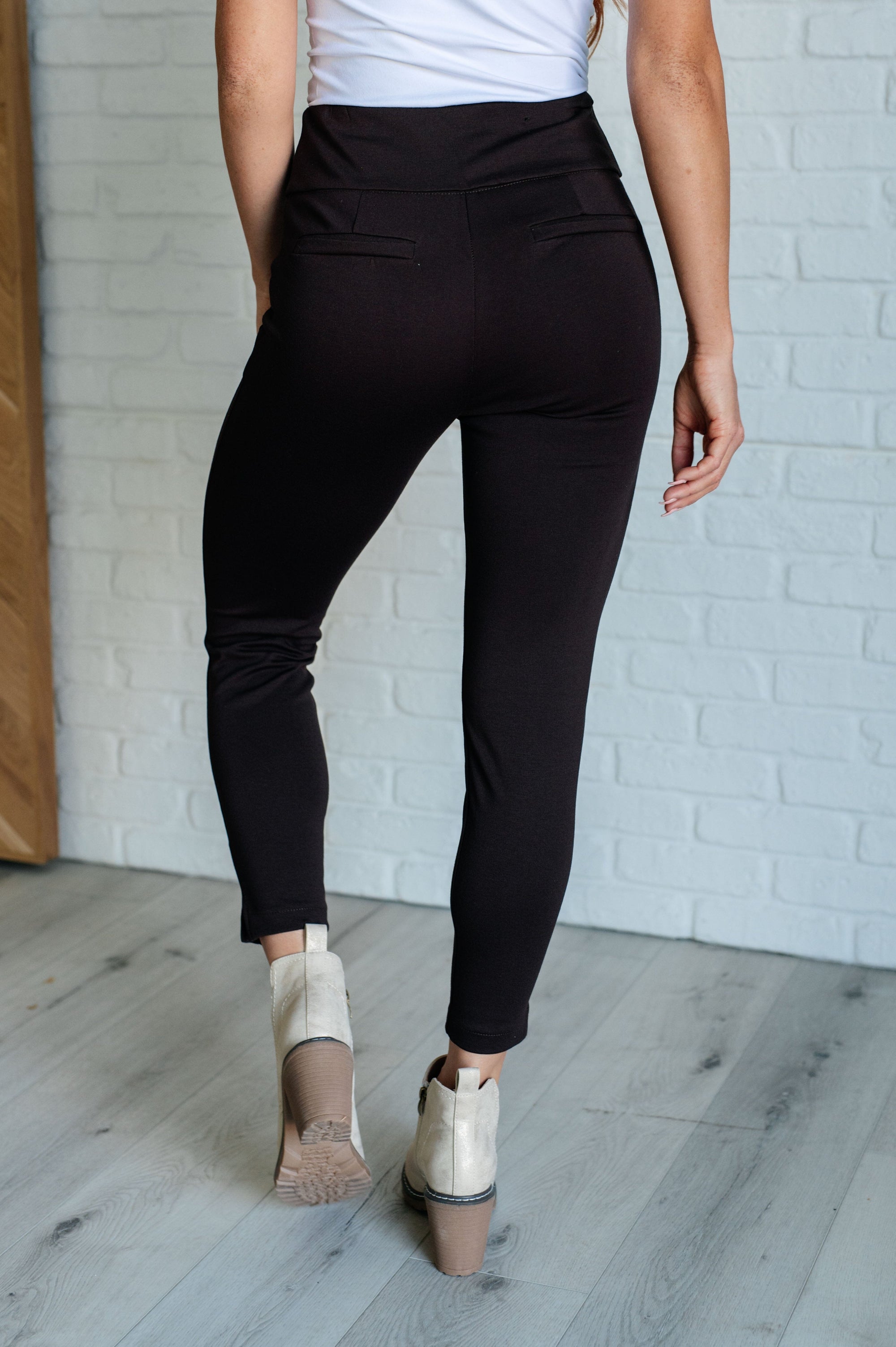 Magic Ankle Crop Skinny Pants in Chocolate Bottoms Ave Shops 
