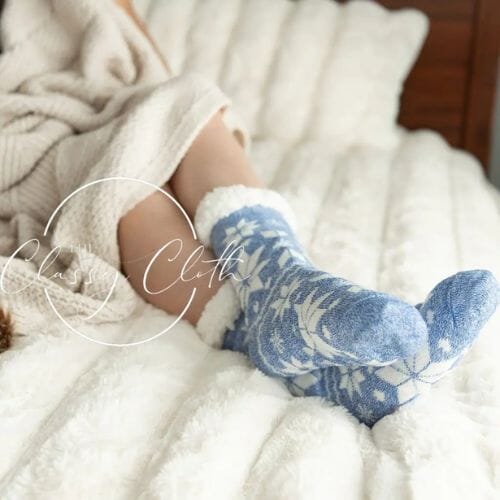 Non-Slip Sherpa Lined Socks - Blue w/ Snowflakes socks The Classy Cloth 