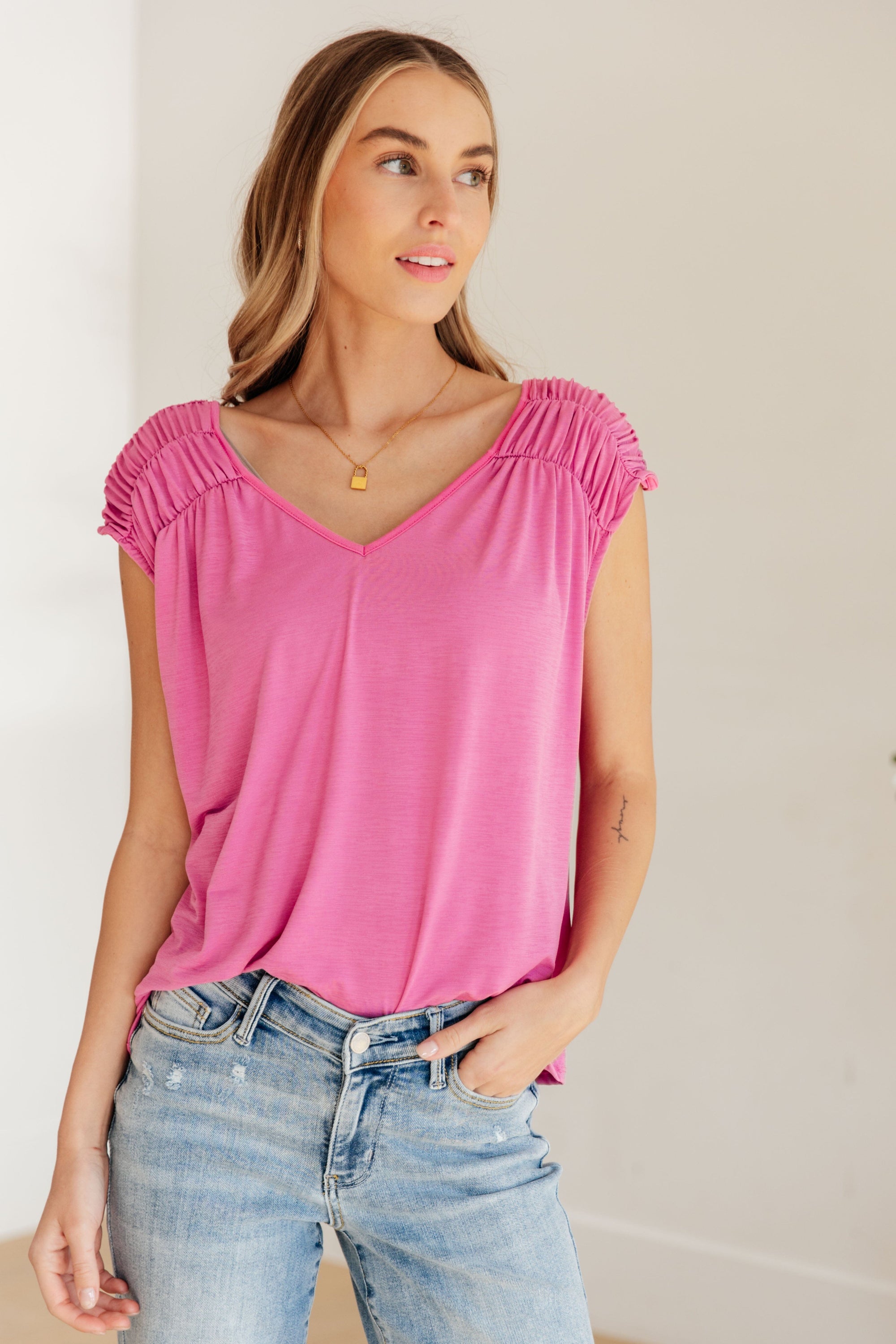 Ruched Cap Sleeve Top in Magenta Womens Ave Shops 