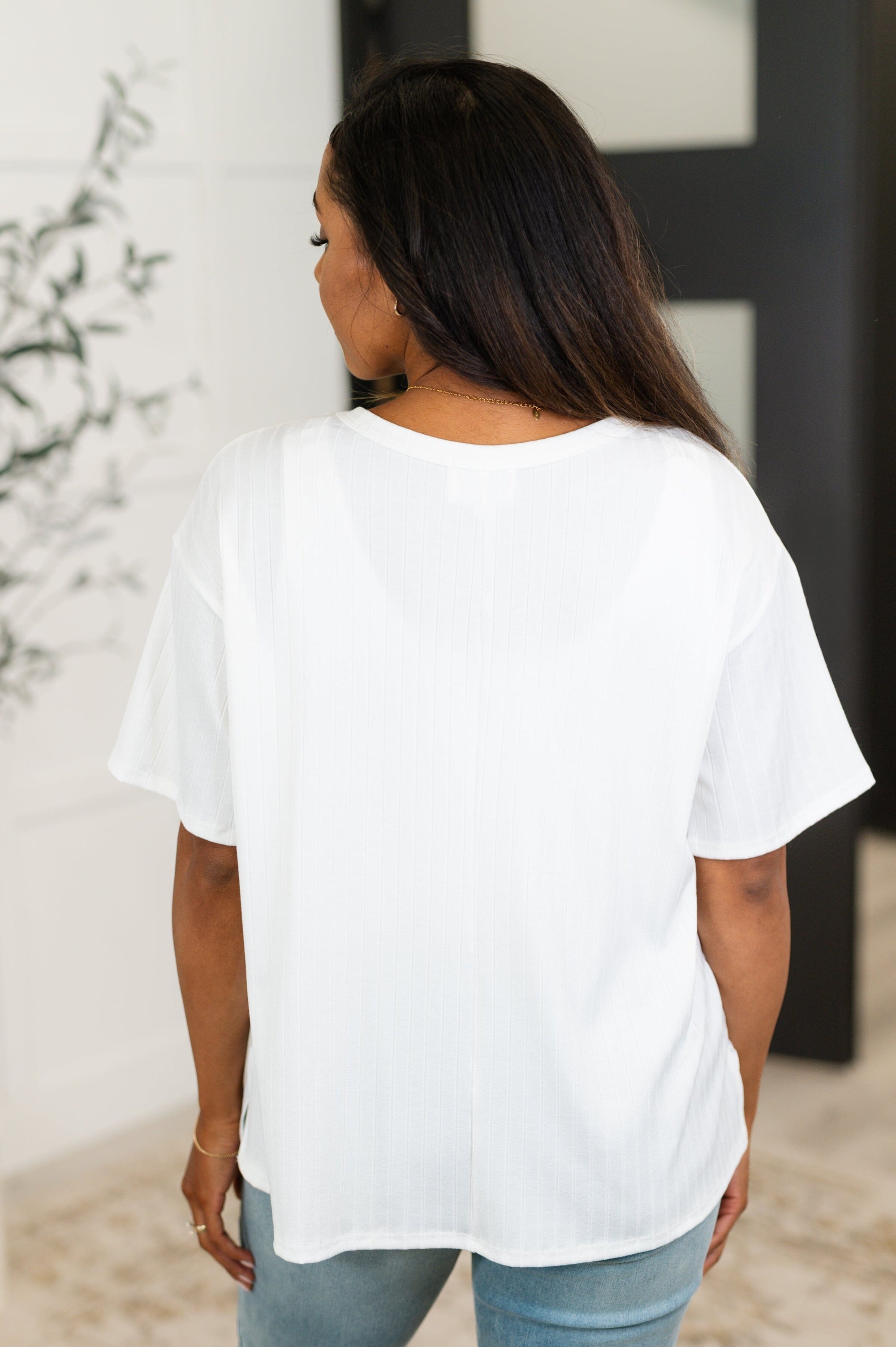 Take It Easy Slouchy Tee in Ivory Womens Ave Shops 