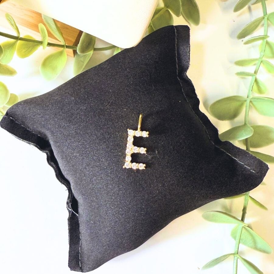 The Sis Kiss Standout Initial Charms Gold - E Necklace Charm The Sis Kiss 