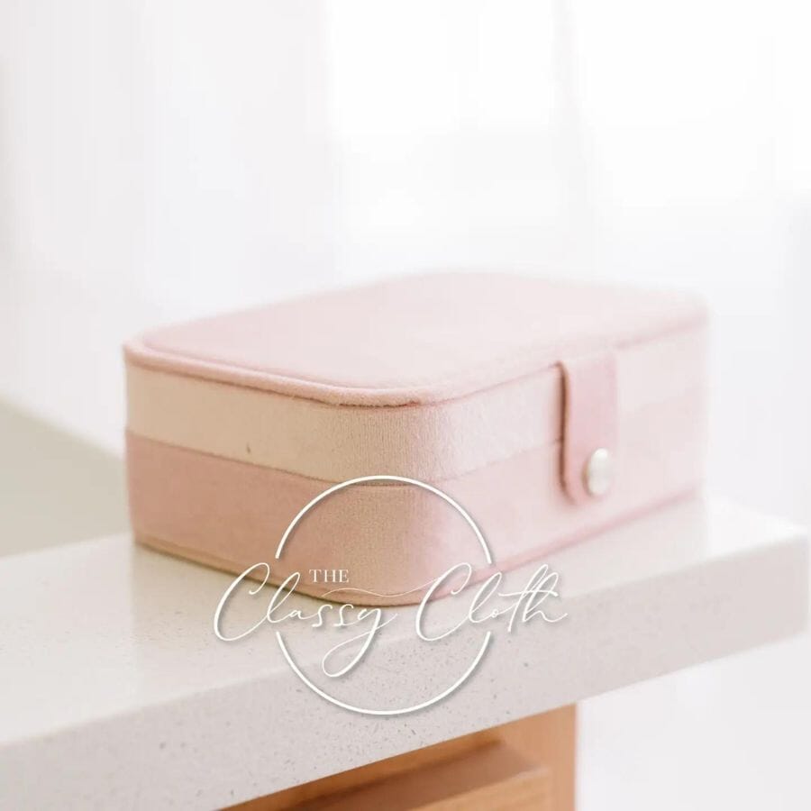 Velvet Jewelry Case - Blush jewelry case The Classy Cloth 