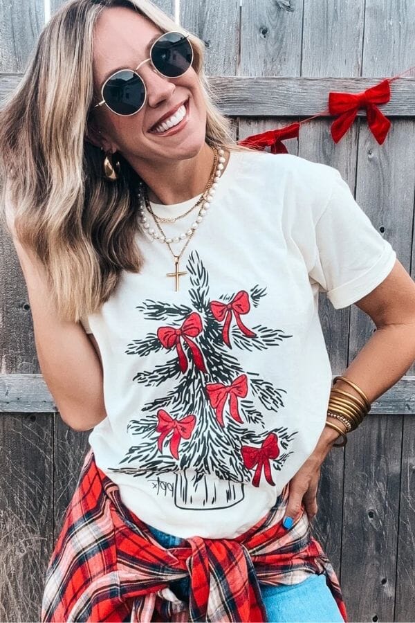 Vintage Tree w/ Glitter Bows Shirts & Tops Prickly Pear 